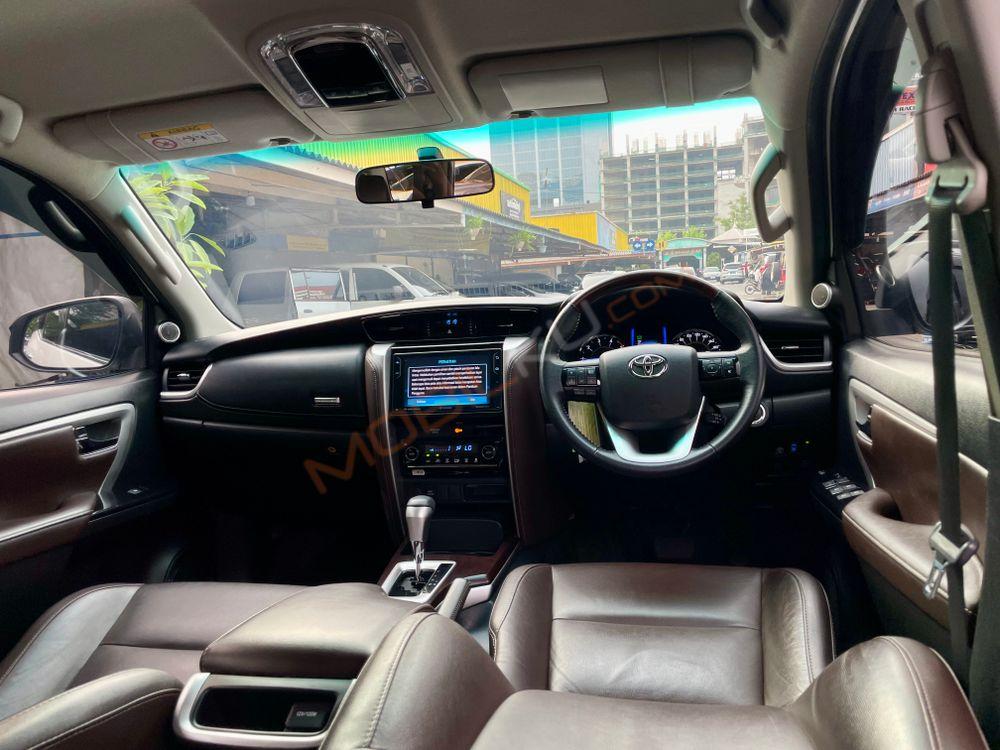 Mobil Toyota Fortuner 2020