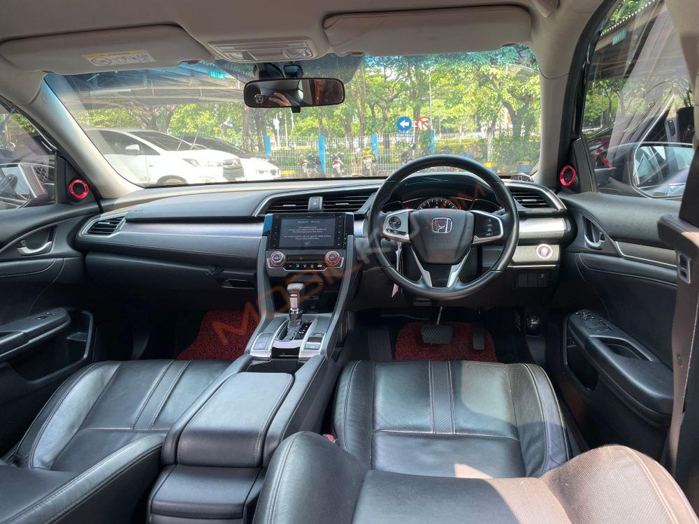 Mobil Honda Civic Sedan 2017