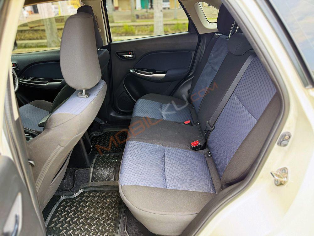 Mobil Suzuki Baleno 2020