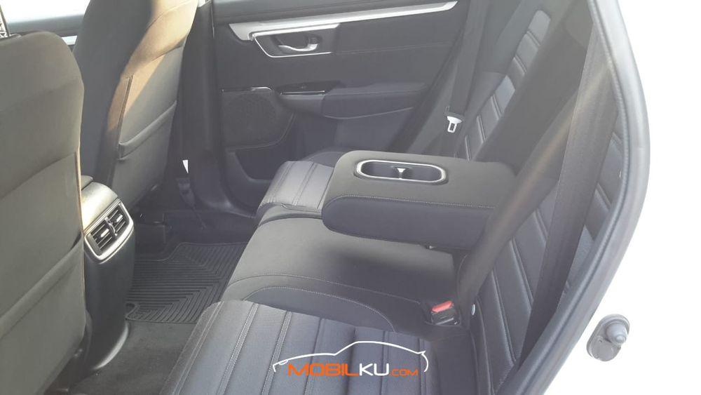 Mobil Honda CR-V 2017