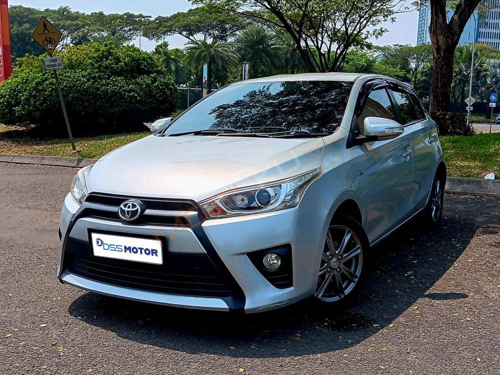 Mobil Toyota Yaris 2016