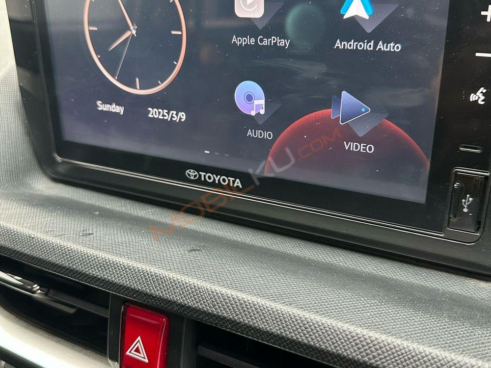 Mobil Toyota Veloz 2021