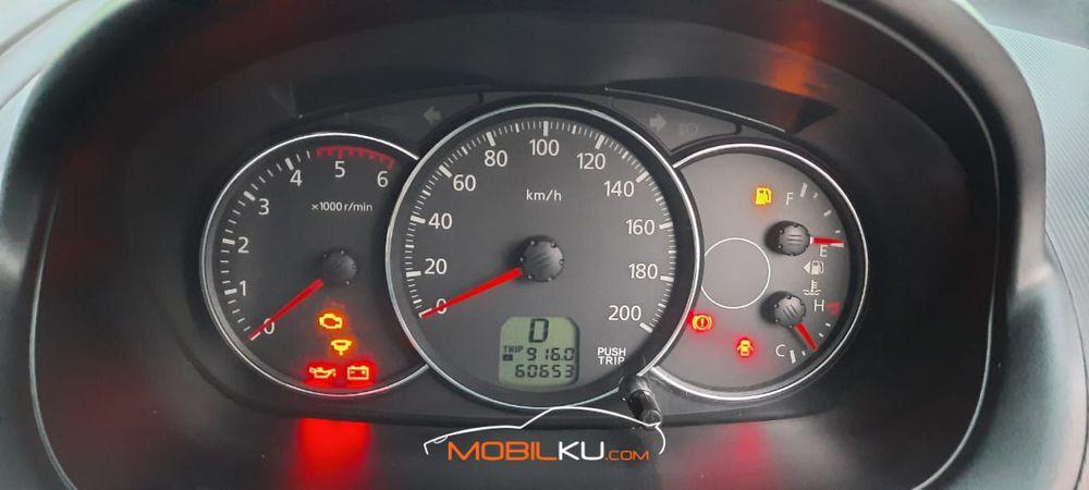 Mobil Mitsubishi Pajero Sport 2012