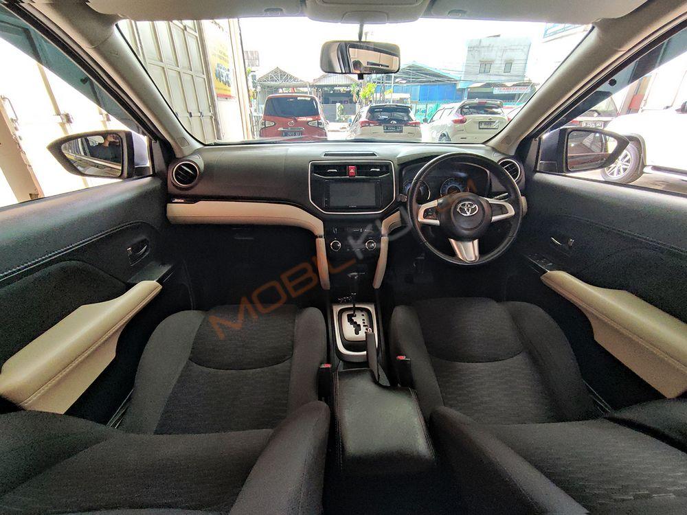 Mobil Toyota Rush 2022