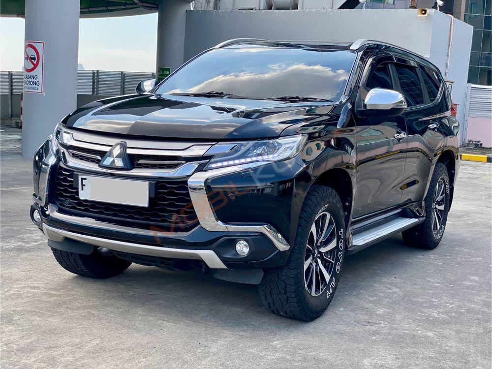 Mobil Mitsubishi Pajero Sport 2017