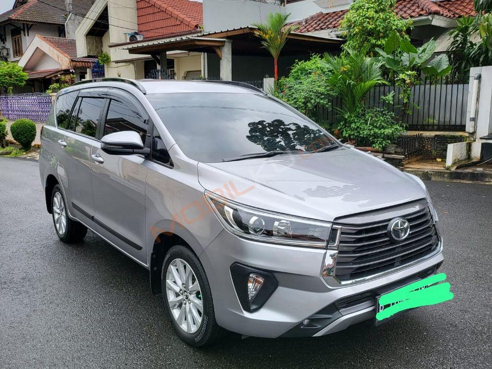 Mobil Toyota Kijang Innova 2021