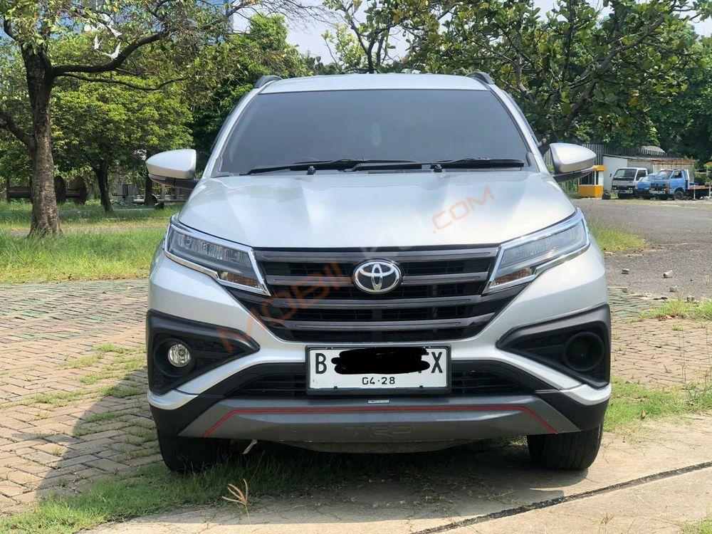 Mobil Toyota Rush 2019