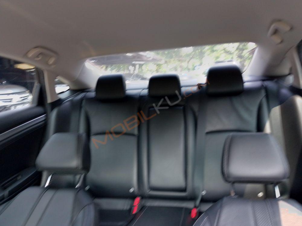 Mobil Honda Civic Sedan 2017