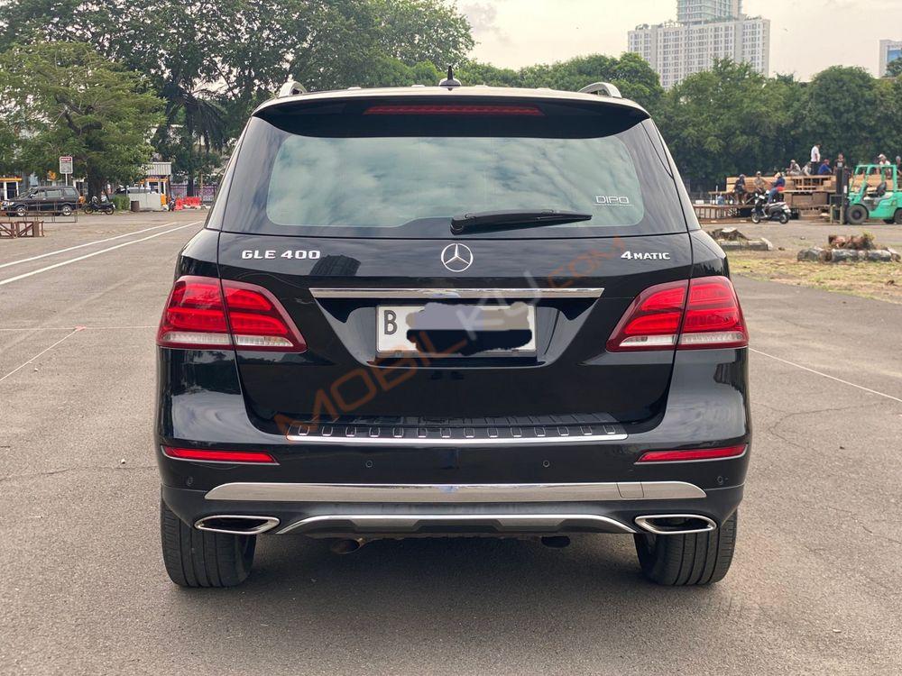 Mobil Mercedes-Benz GLE 2016