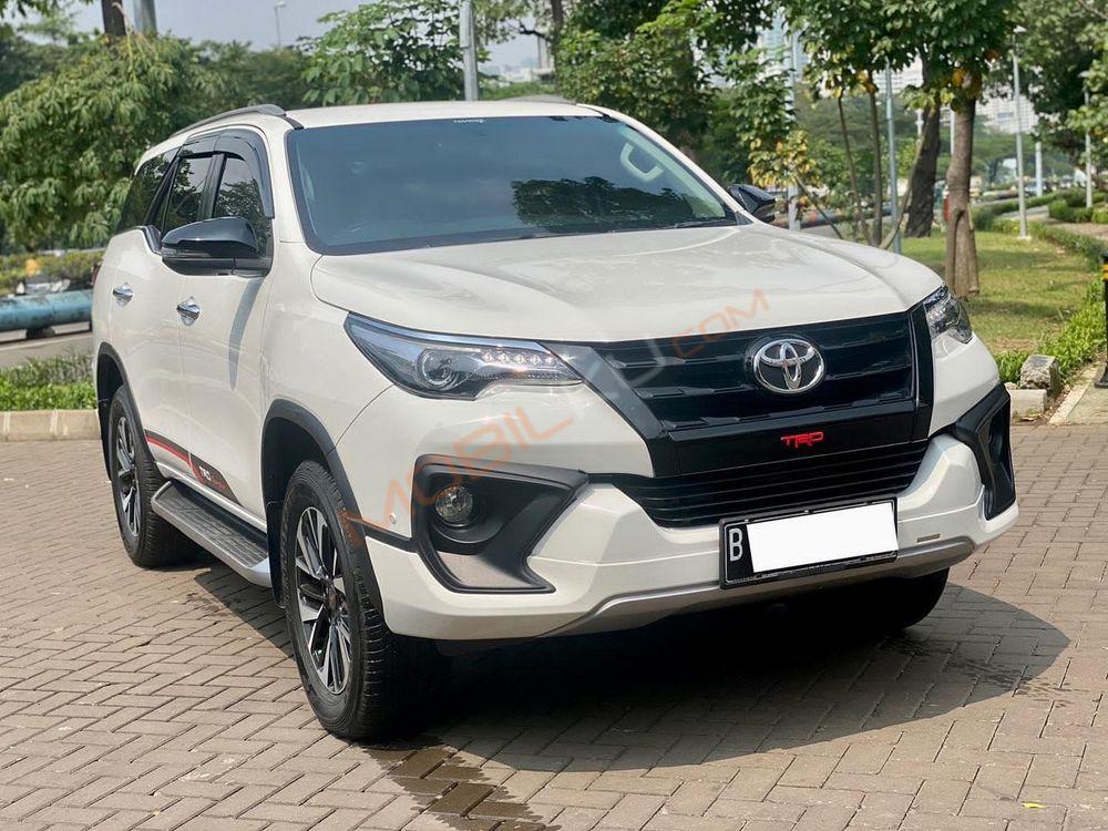 Mobil Toyota Fortuner 2019