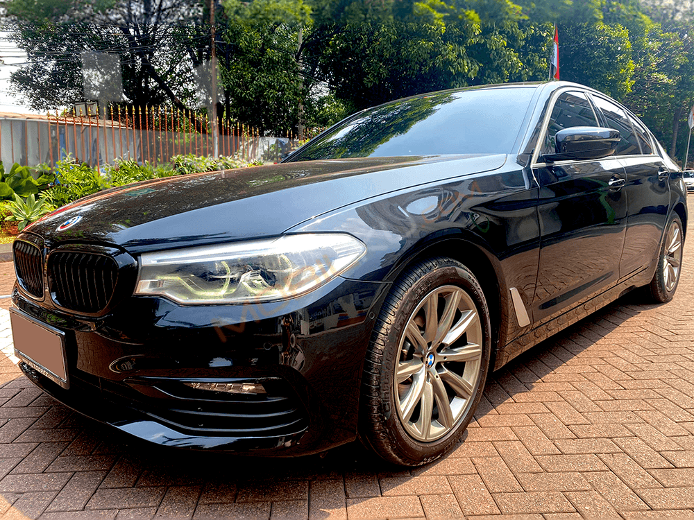 Mobil BMW 5 Series 2019