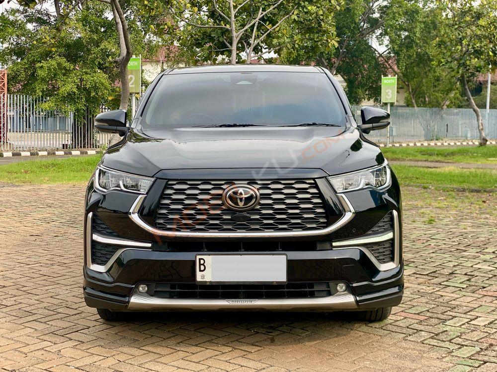 Mobil Toyota Kijang Innova Zenix 2023