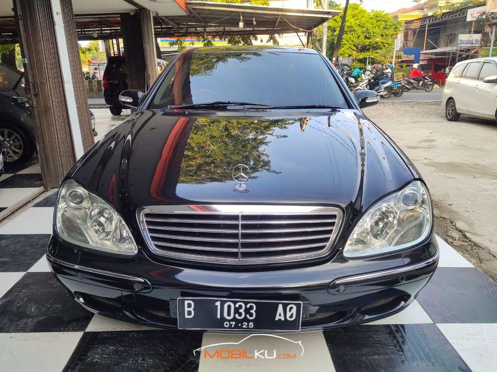 Mobil Mercedes-Benz S-Class 2002