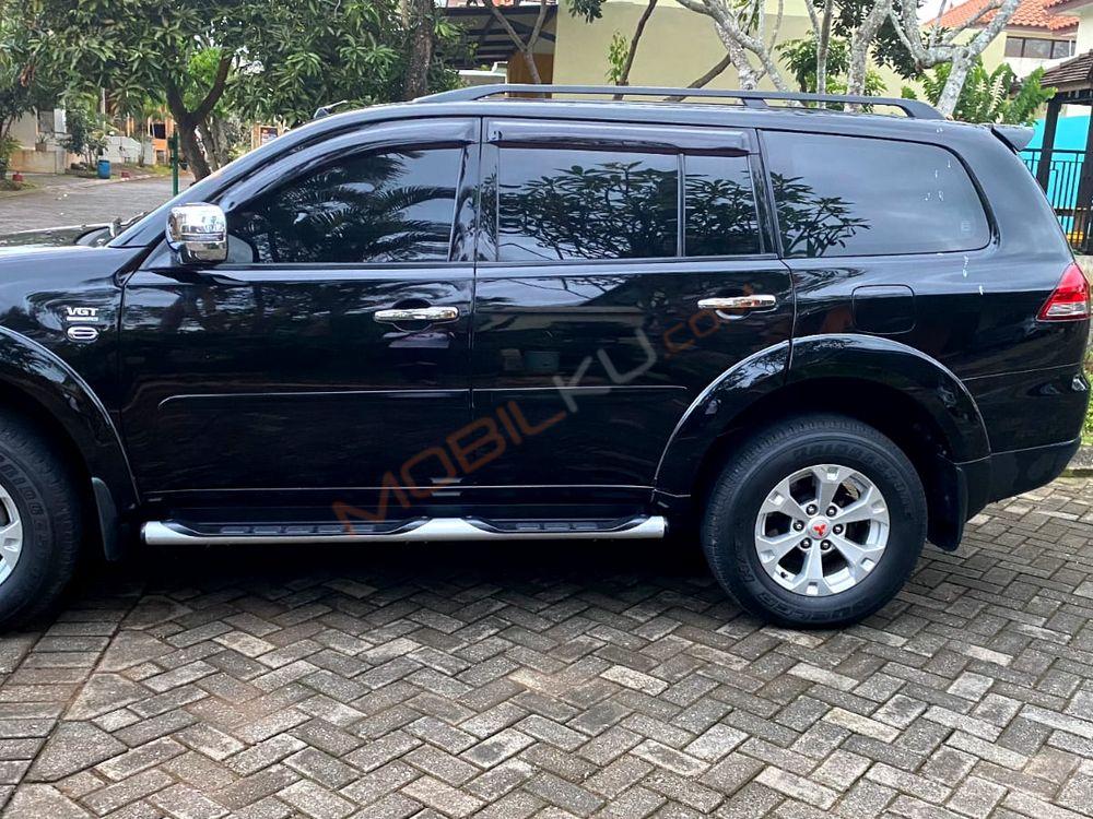 Mobil Mitsubishi Pajero Sport 2013