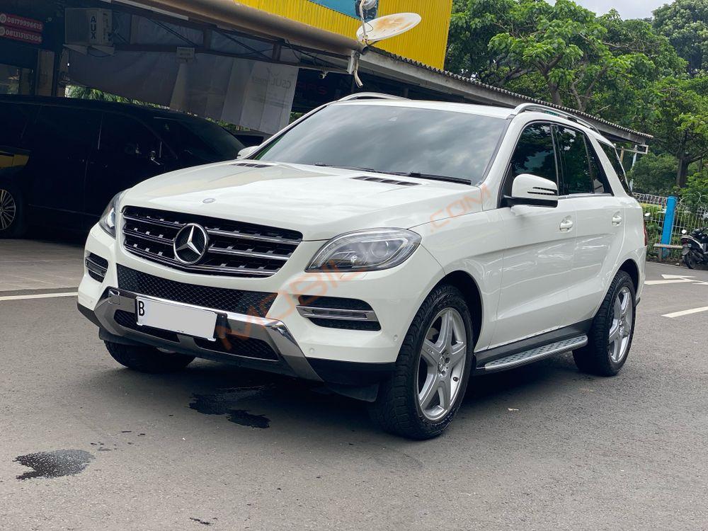 Mobil Mercedes-Benz ML 2015