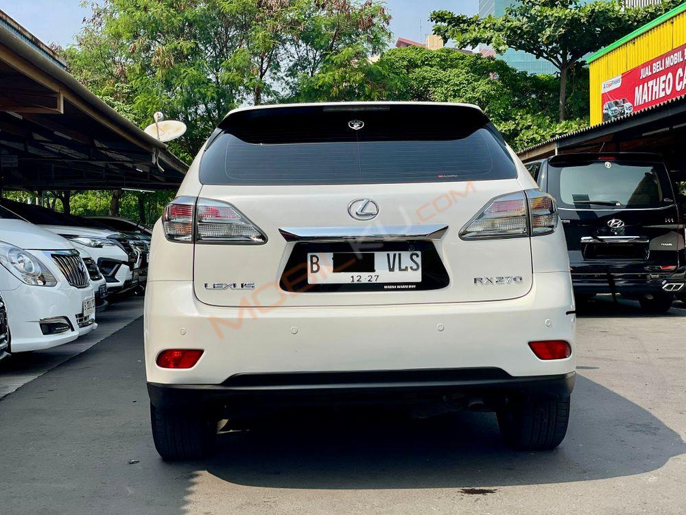 Mobil Lexus RX 2011