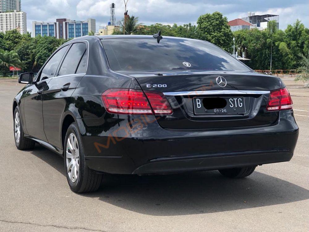 Mobil Mercedes-Benz E-Class 2016