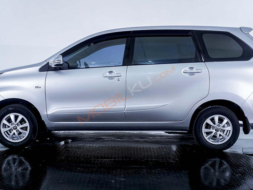 Mobil Toyota Avanza 2016