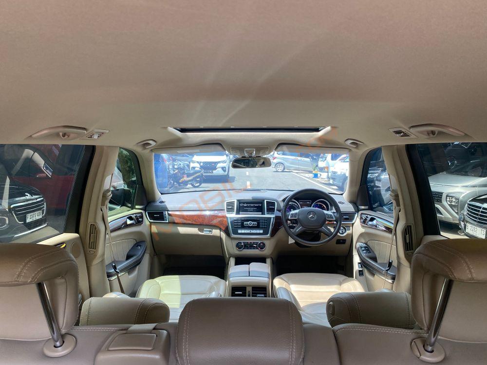 Mobil Mercedes-Benz GL 2013