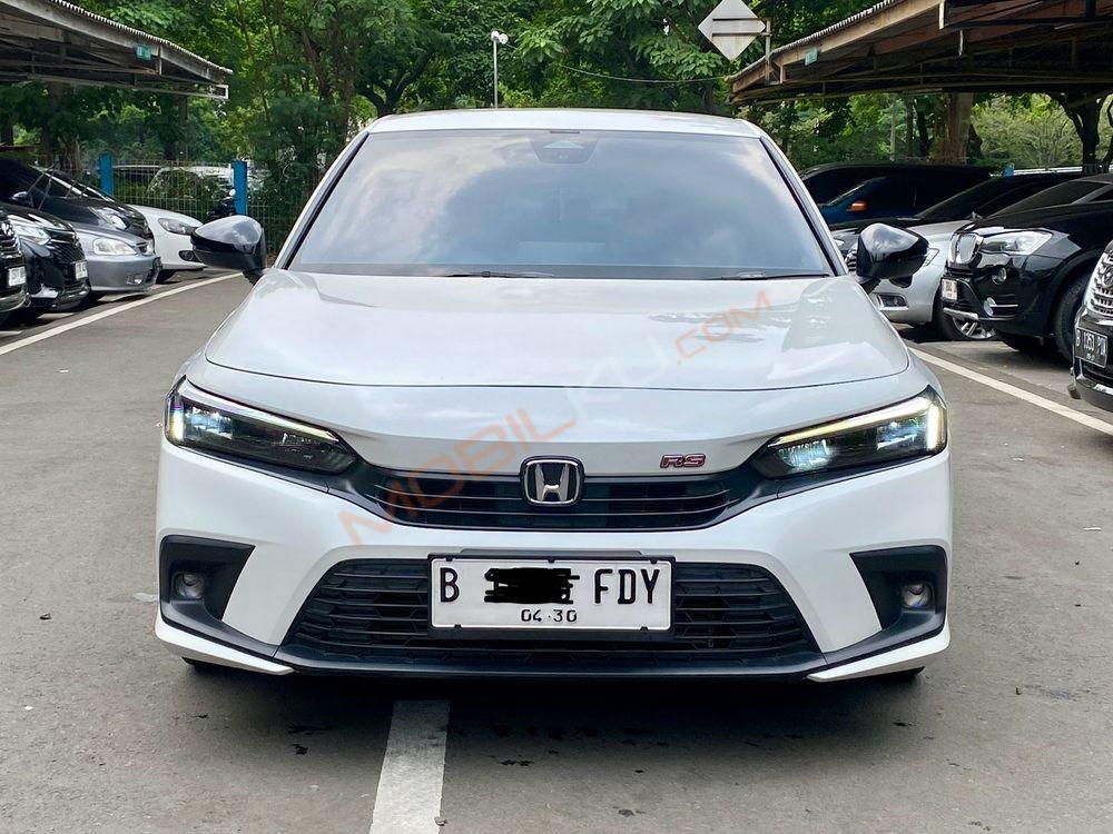 Mobil Honda Civic Sedan 2023