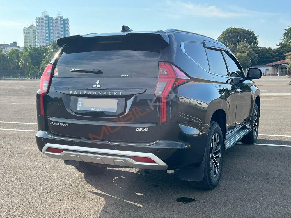 Mobil Mitsubishi Pajero Sport 2022