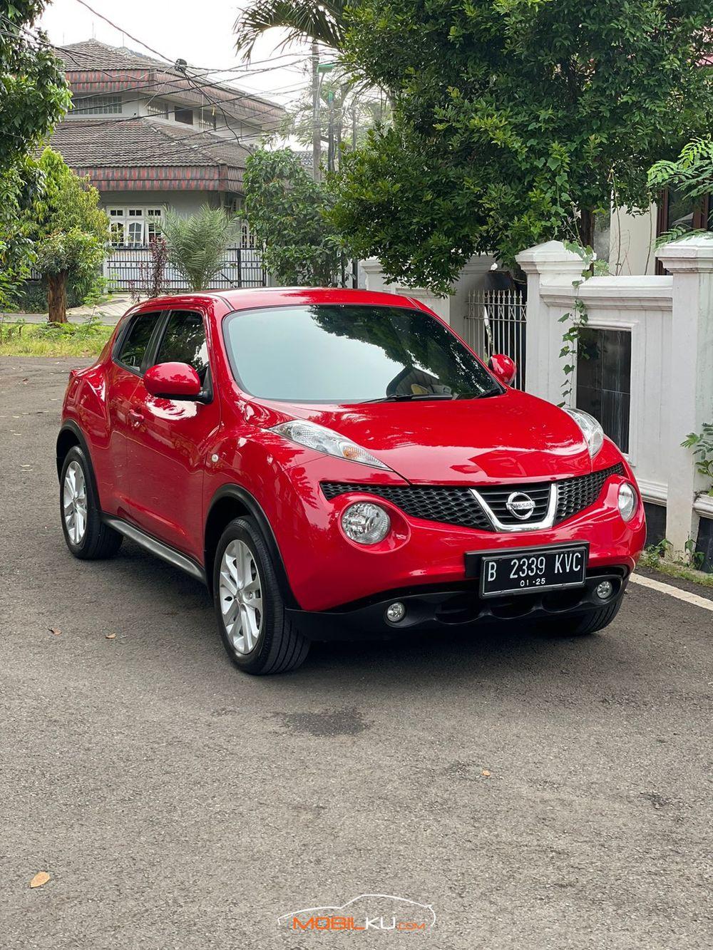 Mobil Nissan Juke 2015