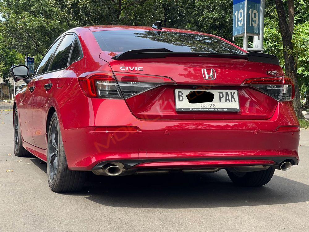 Mobil Honda Civic Sedan 2023