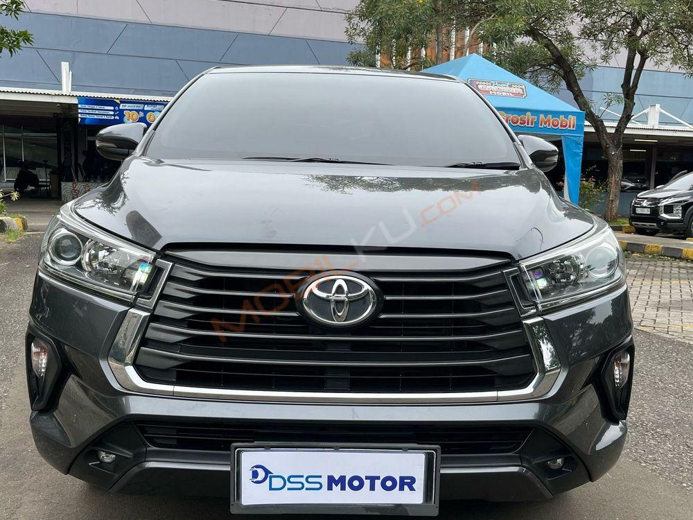 Mobil Toyota Kijang Innova 2022