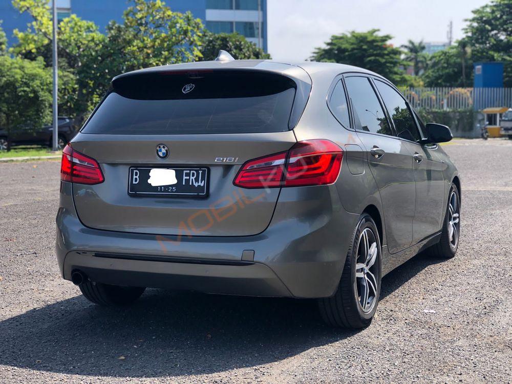 Mobil BMW 2 Series 2015