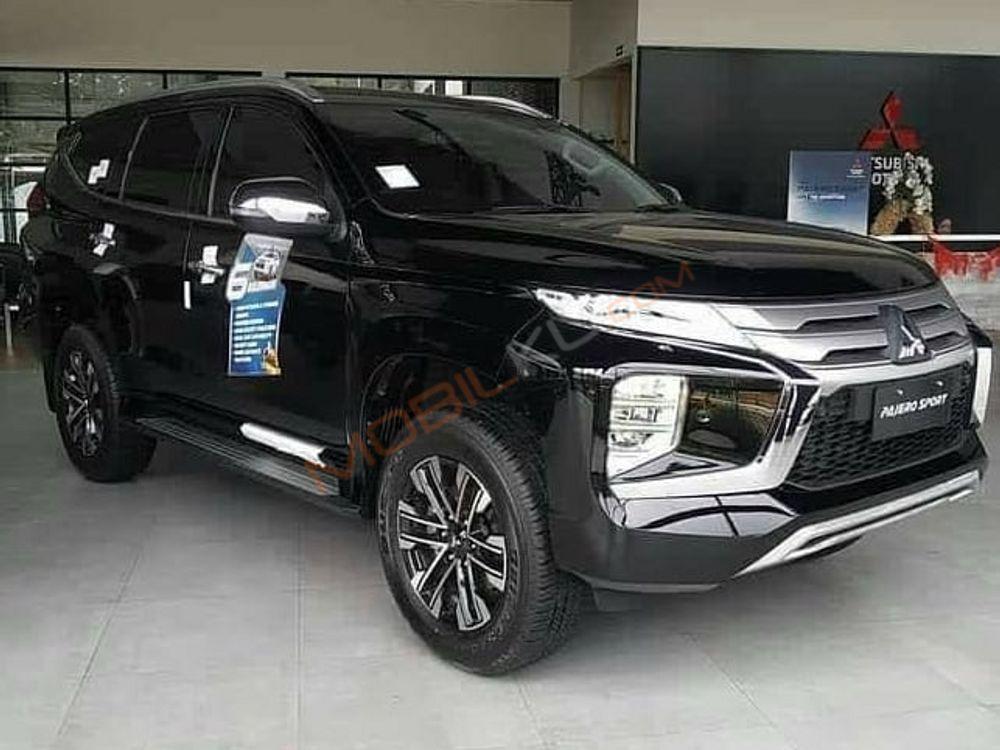 Mobil Mitsubishi Pajero Sport 2022