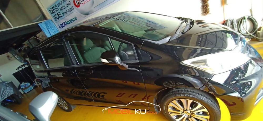 Mobil Honda Freed 2013