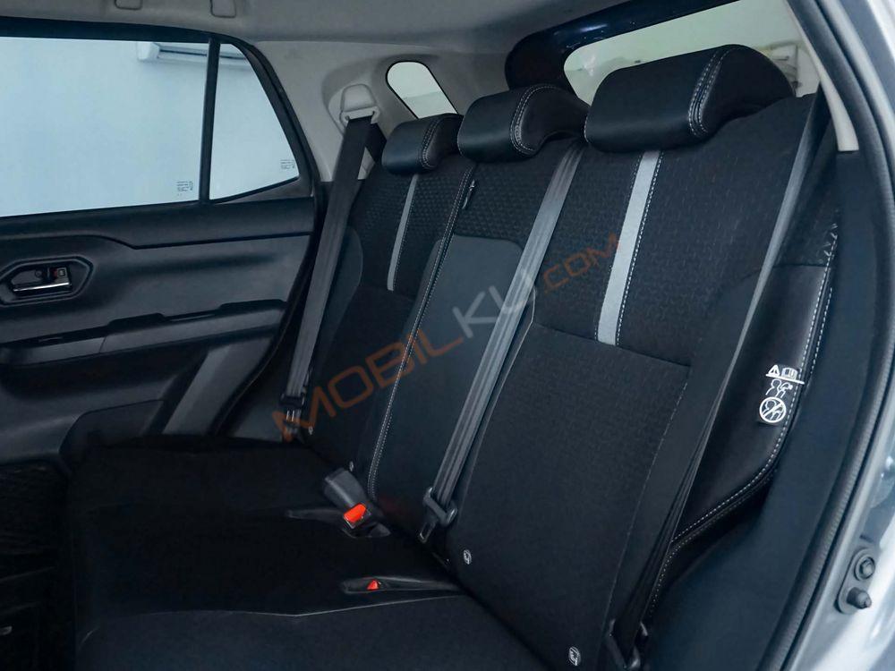 Mobil Toyota Raize 2021