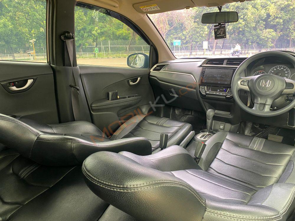 Mobil Honda Brio 2021