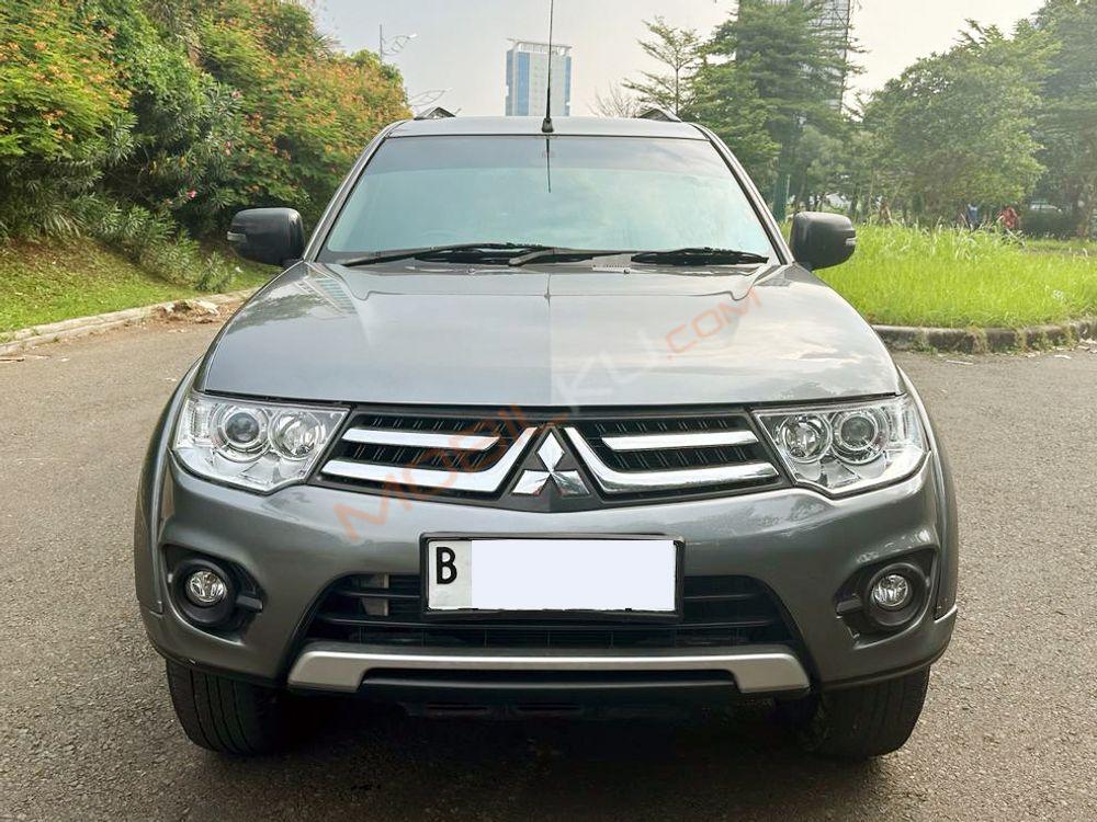 Mobil Mitsubishi Pajero Sport 2013