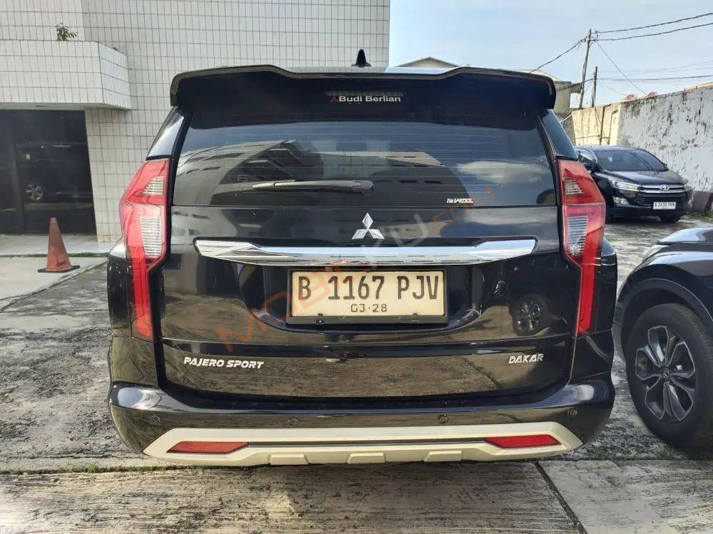 Mobil Mitsubishi Pajero Sport 2023