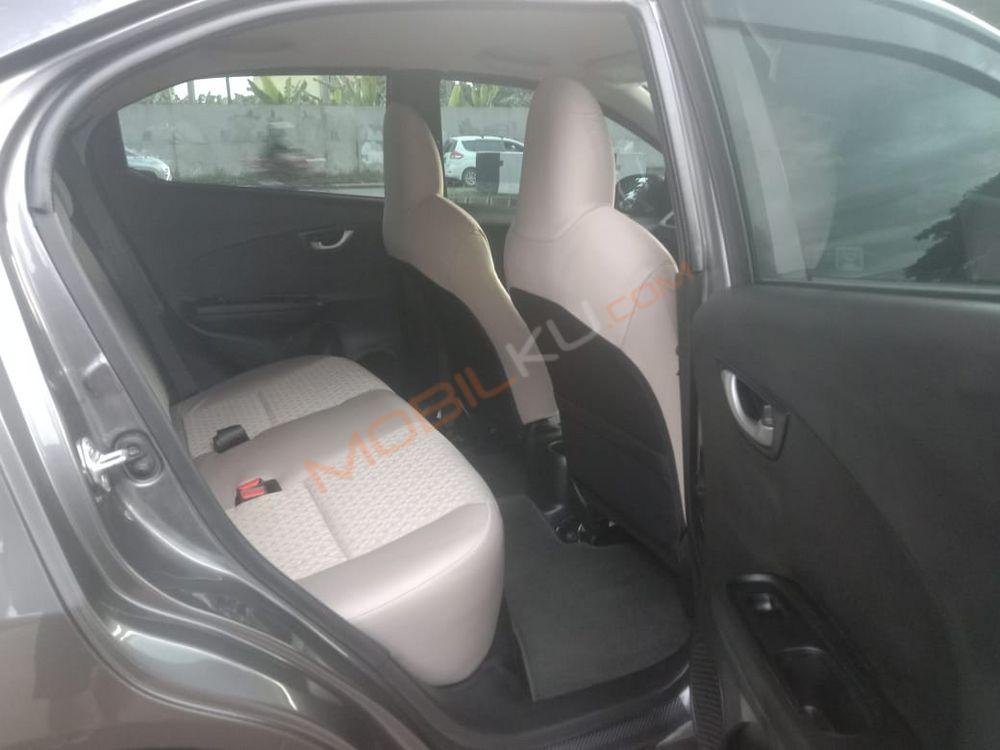 Mobil Honda Brio 2021