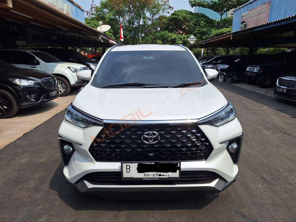 Mobil Toyota Veloz 2022