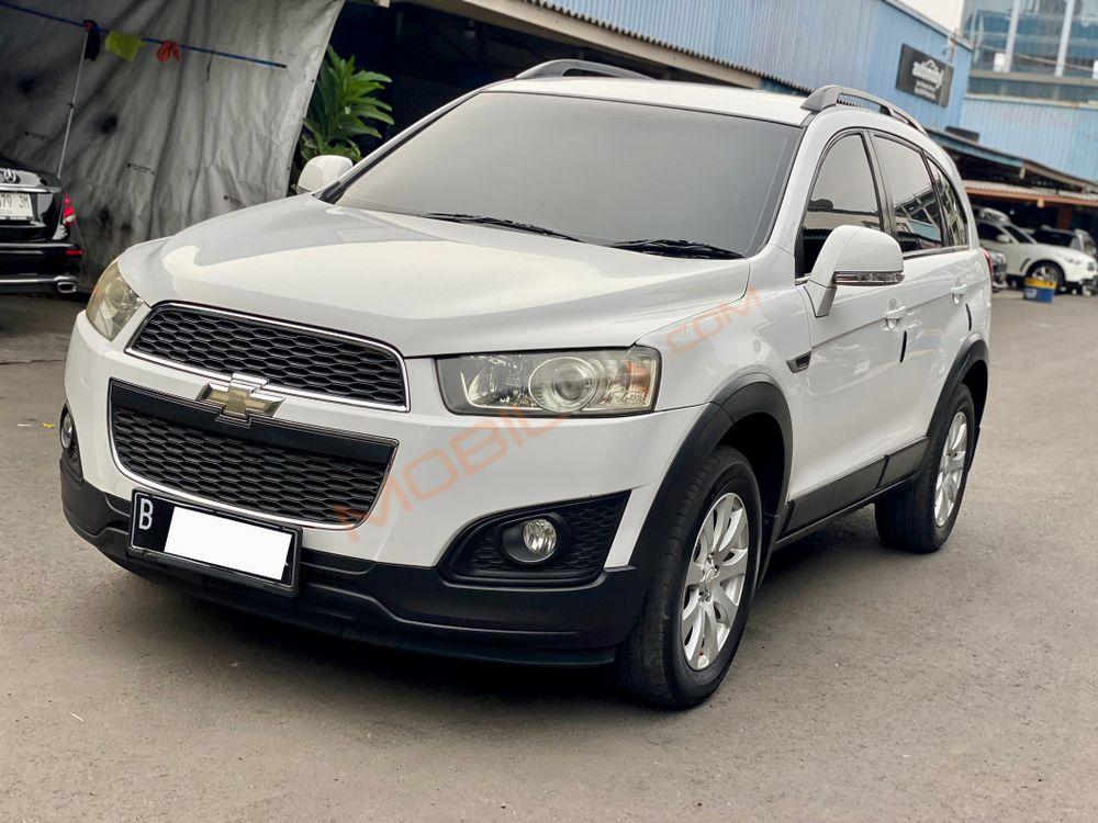 Mobil Chevrolet Captiva 2015