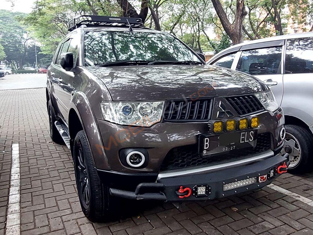 Mobil Mitsubishi Pajero Sport 2011