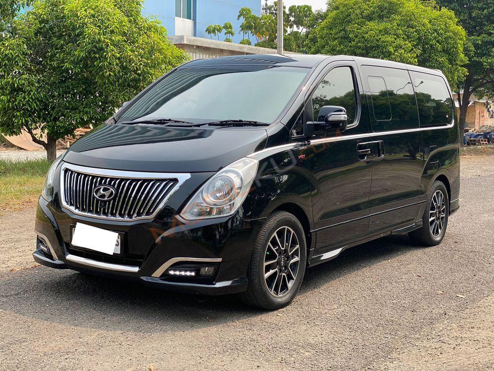 Mobil Hyundai H-1 2018