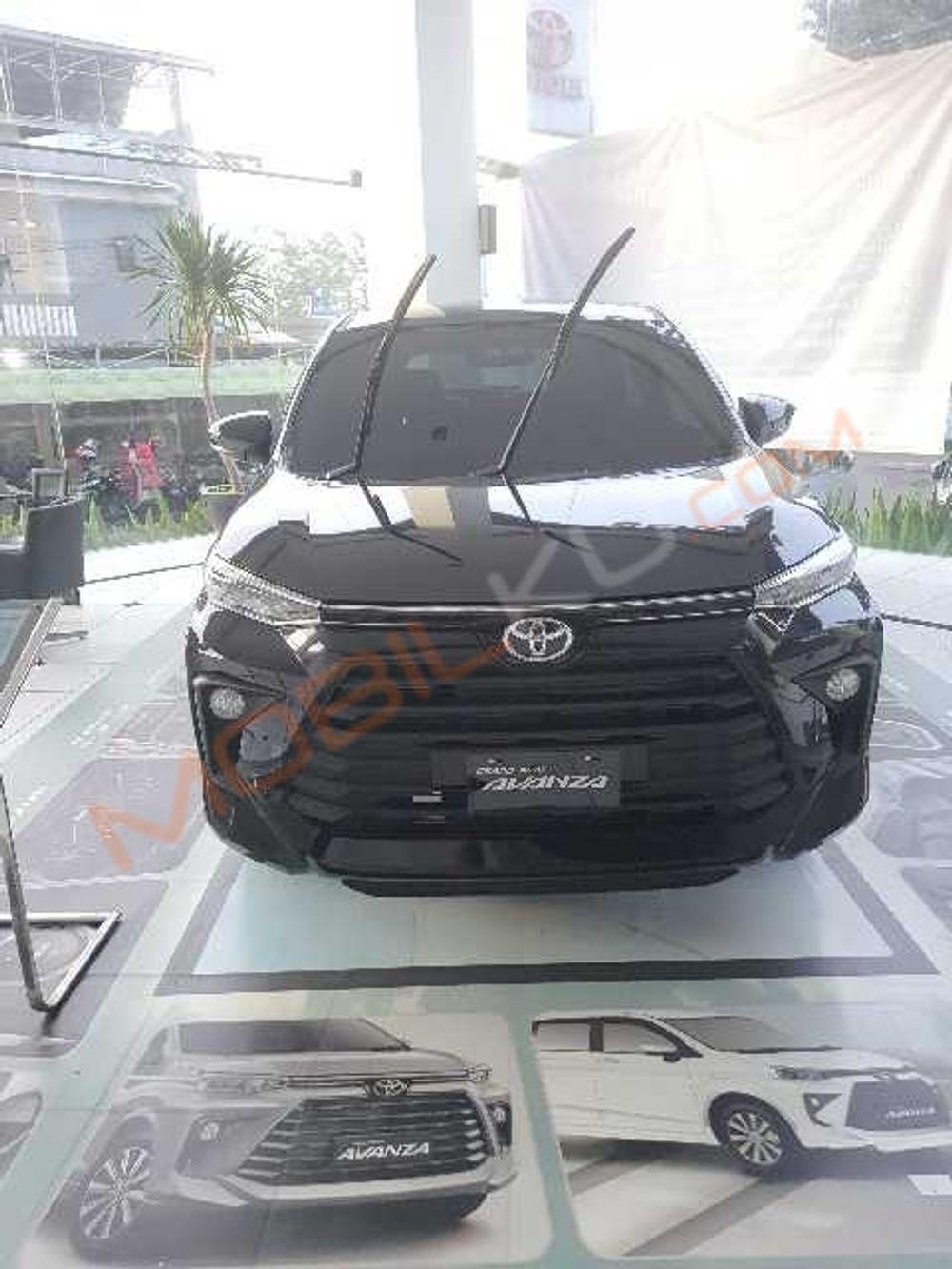 Mobil Toyota Avanza 2022