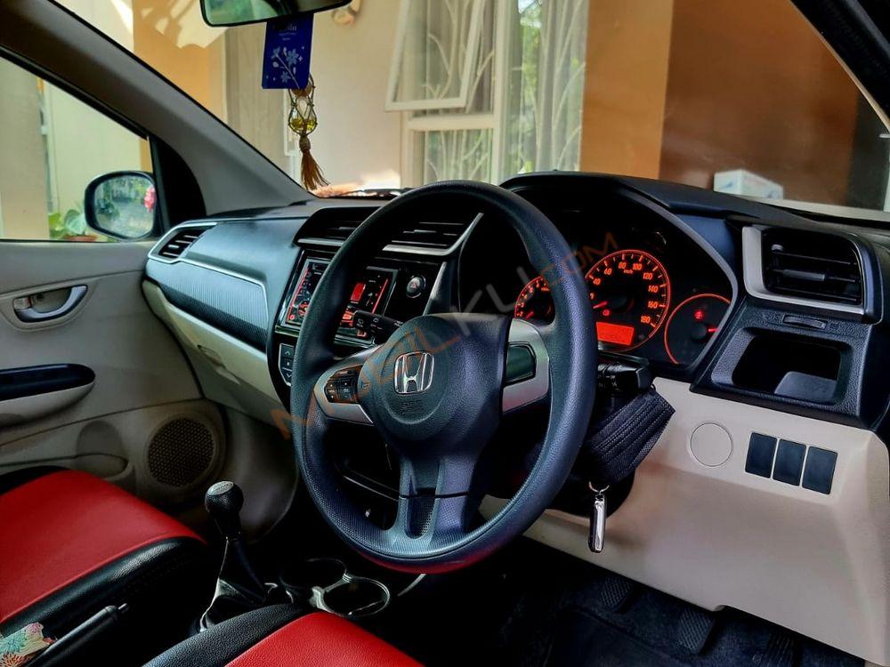 Mobil Honda Brio 2018