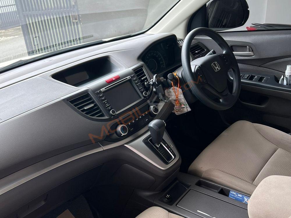 Mobil Honda CR-V 2014