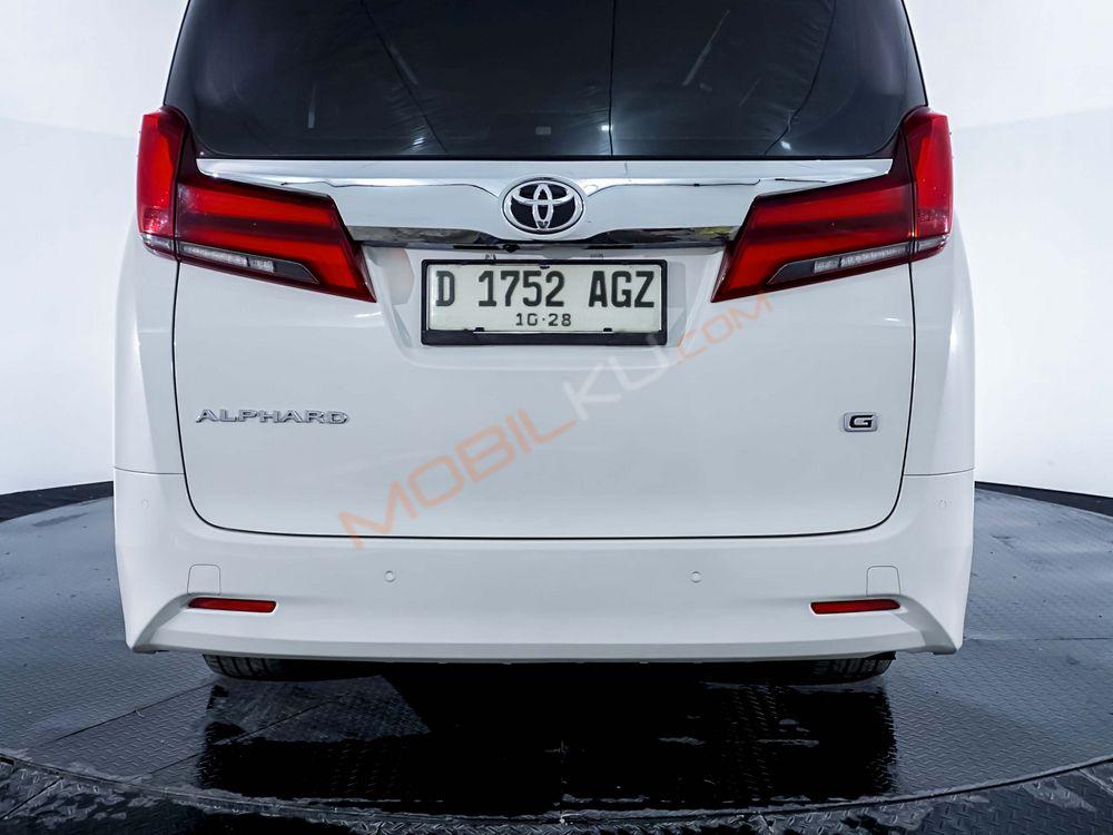Mobil Toyota Alphard 2018