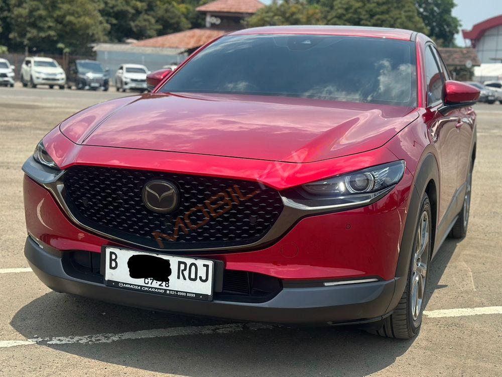 Mobil Mazda CX-30 2023