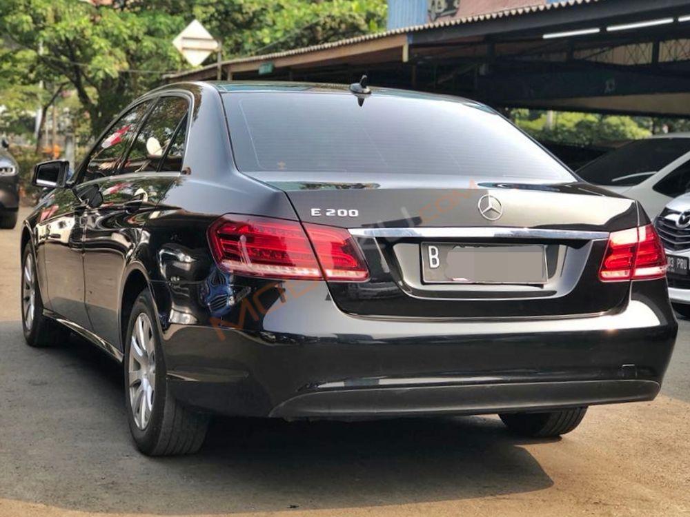 Mobil Mercedes-Benz E-Class 2016