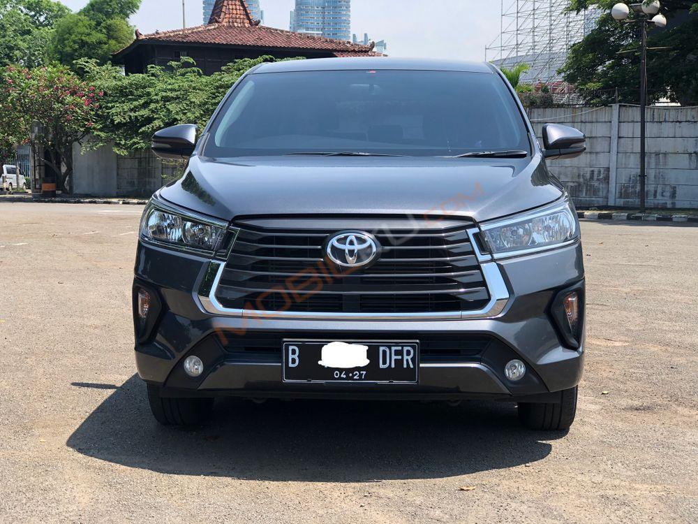 Mobil Toyota Kijang Innova 2022