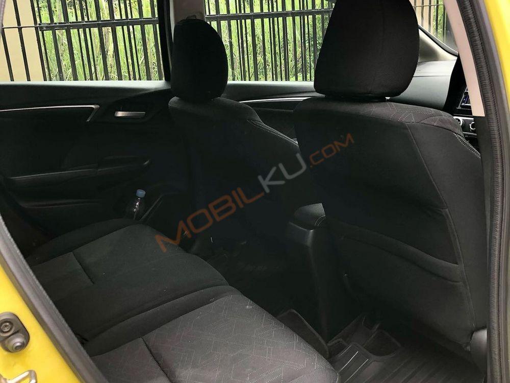 Mobil Honda Jazz 2015