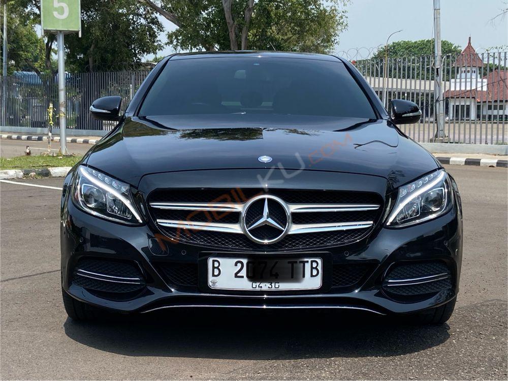 Mobil Mercedes-Benz C-Class 2014