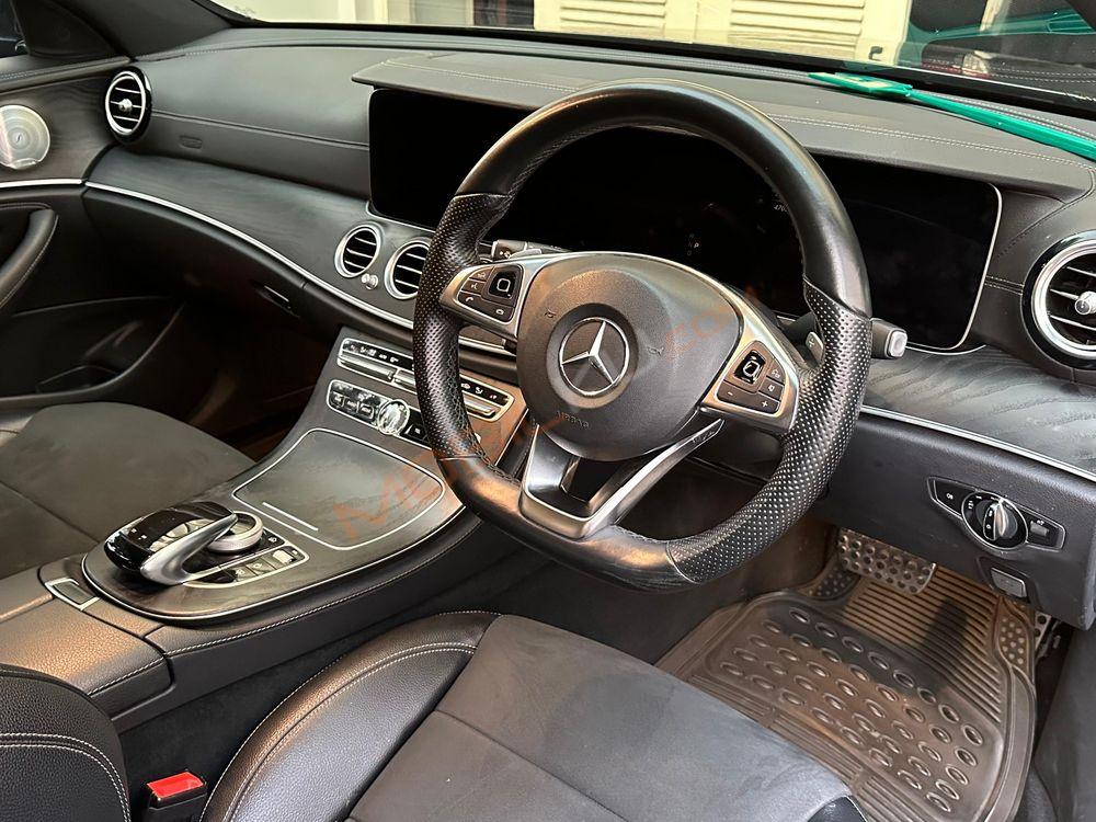 Mobil Mercedes-Benz E-Class 2019
